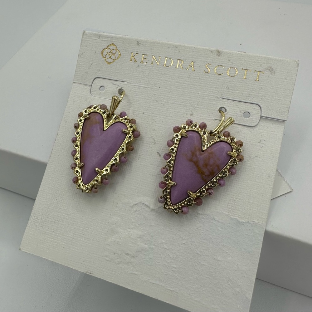 Kendra Scott Beaded Ansley Heart Drop Earrings in Gold Lilac Phosphate NWT - Picture 4 of 9
